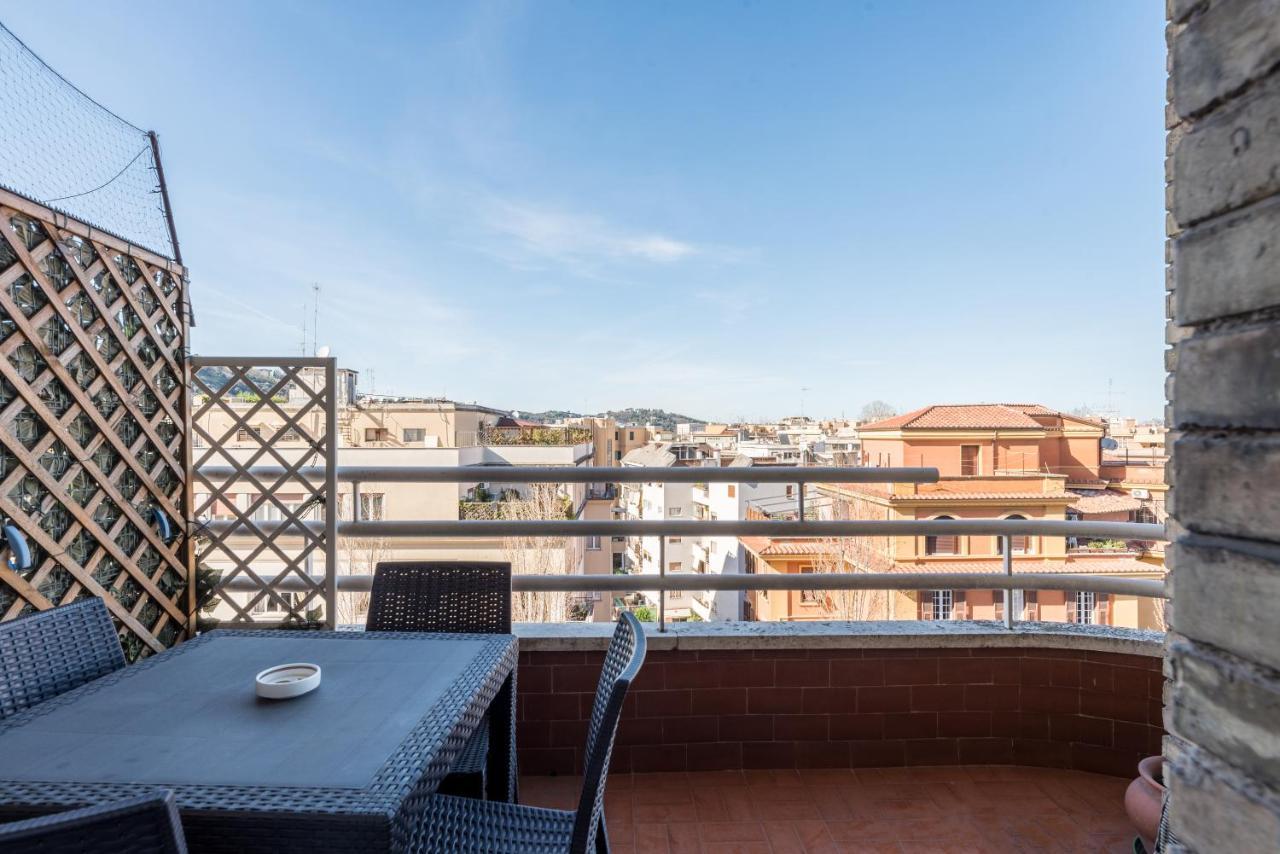 Charming Mazzini Apartment ローマ エクステリア 写真